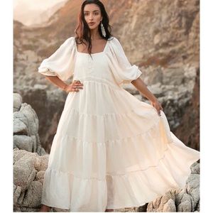 Joyfolie Carabel Dress in Ecru size medium NWT